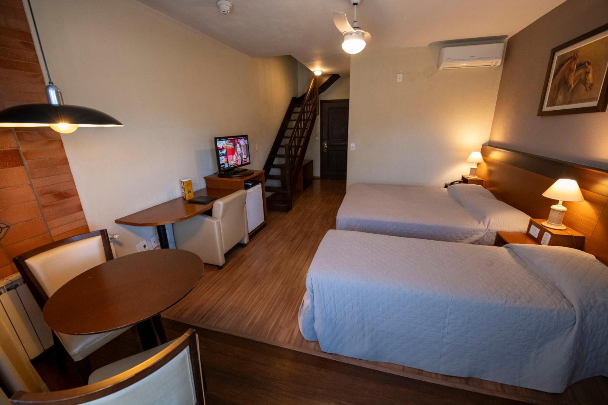 Hotel Serra Nevada Канела Экстерьер фото