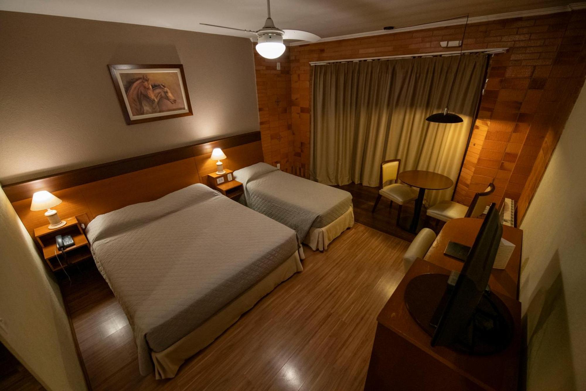 Hotel Serra Nevada Канела Экстерьер фото