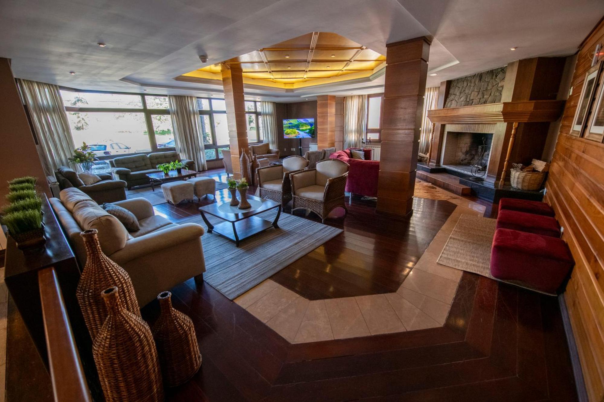 Hotel Serra Nevada Канела Экстерьер фото