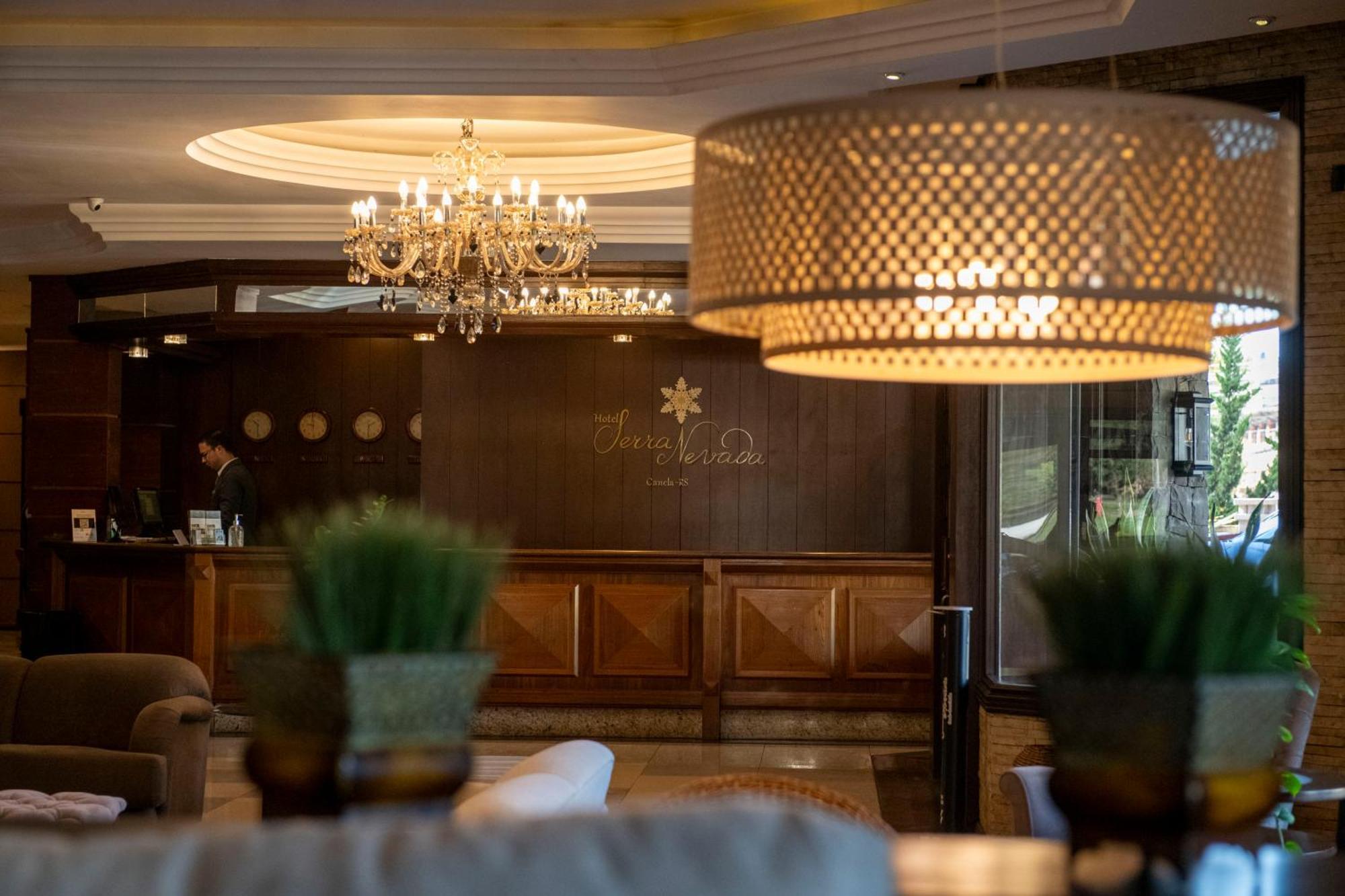 Hotel Serra Nevada Канела Экстерьер фото