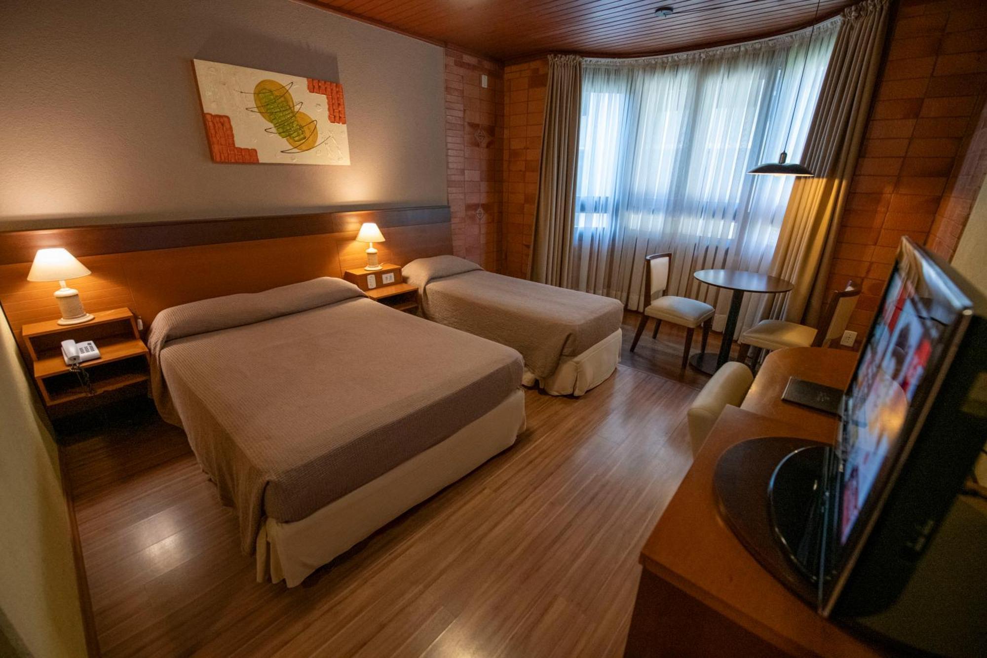 Hotel Serra Nevada Канела Экстерьер фото